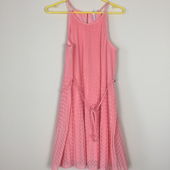 Elle Dresses & Skirts - Jr’s SzM Elle Pink Dress 👗